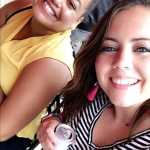 Meet your Posher, Cait